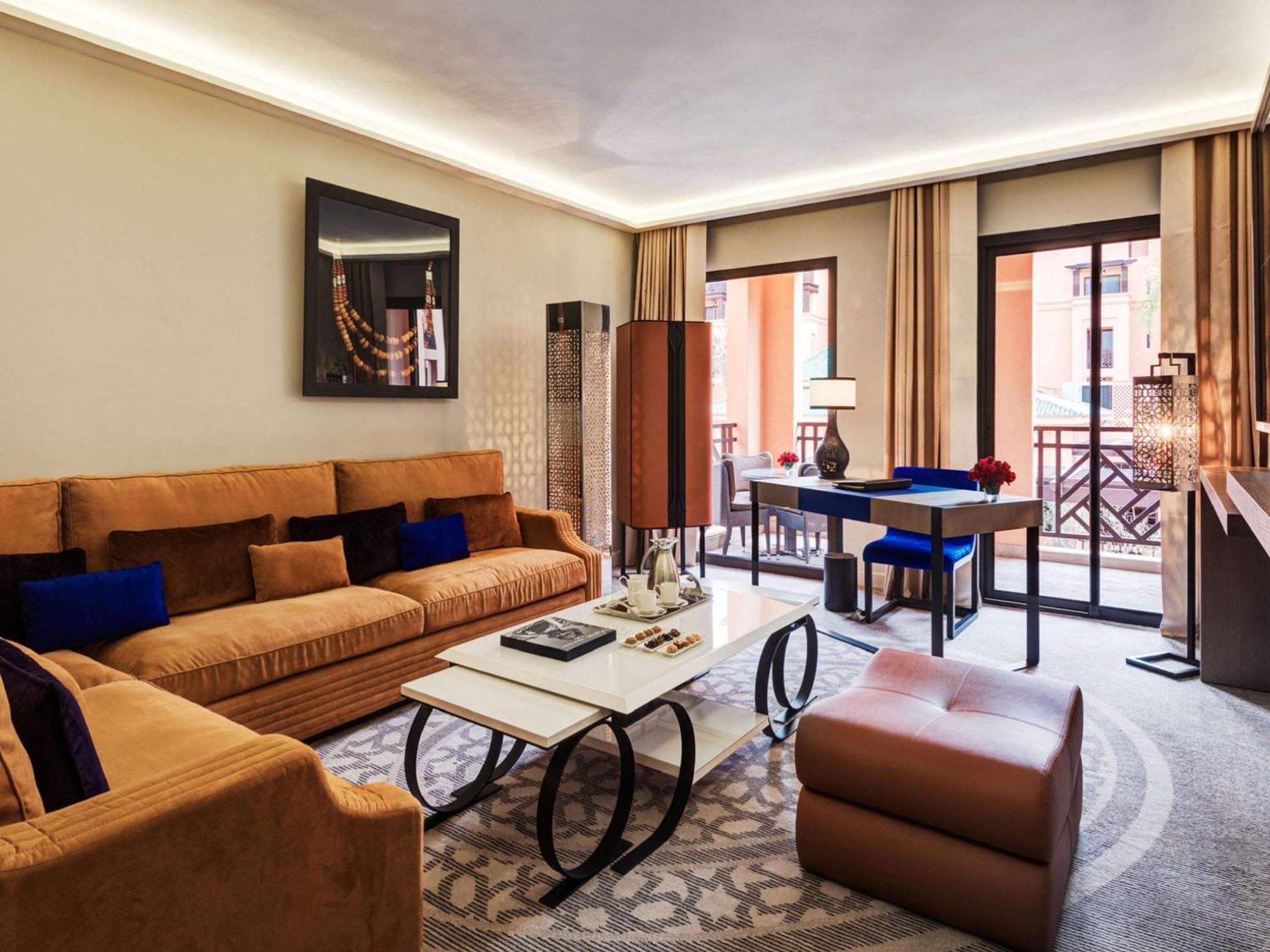 Moevenpick Hotel Mansour Eddahbi Marrakech Marrakesh Esterno foto A suite at the Four Seasons Hotel, Marrakech